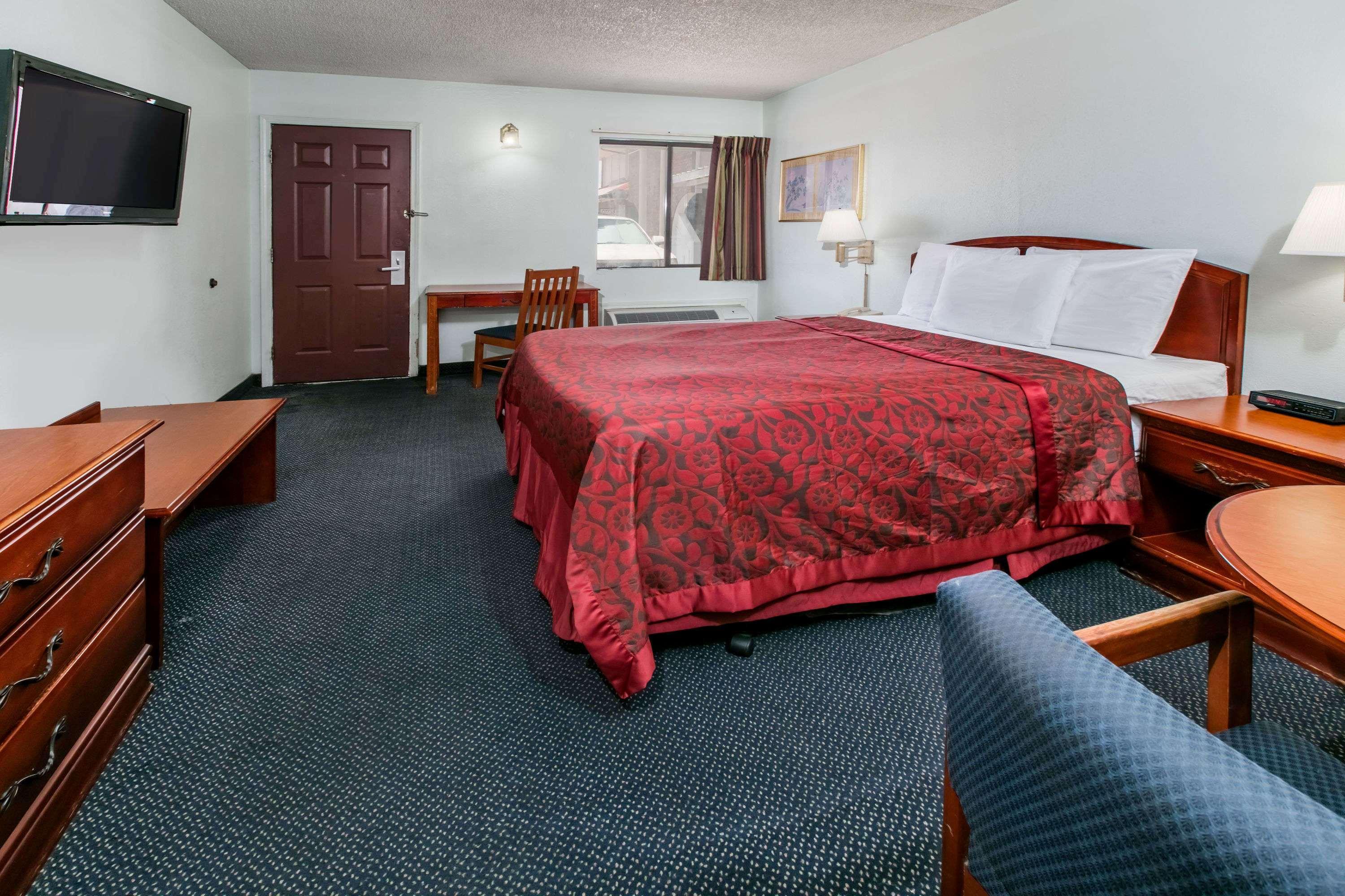Oyo Hotel Muskogee Near Creek Nation Casino - Hwy 64 Exterior photo